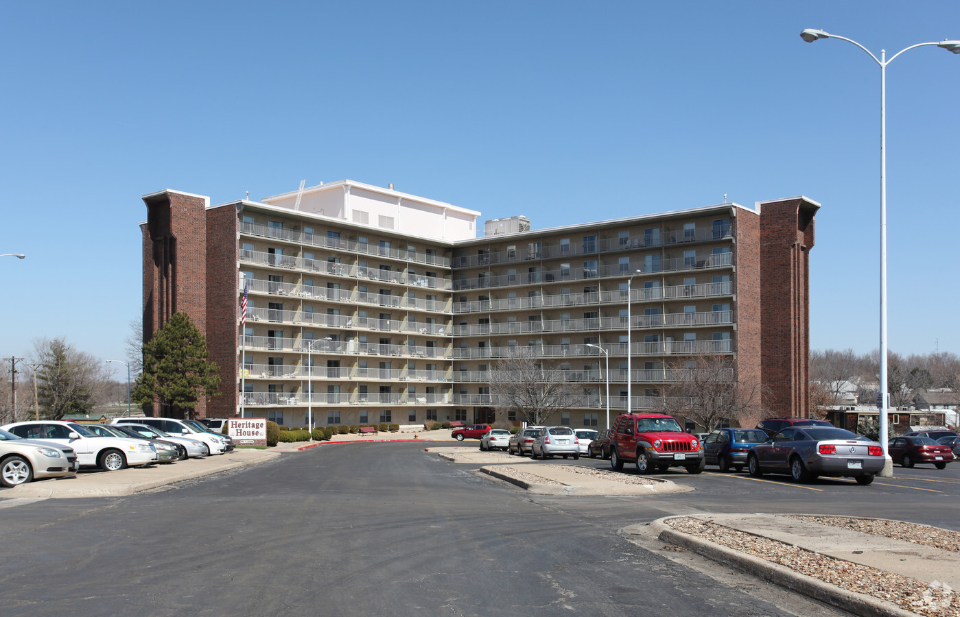 Photo - Heritage House Apartments