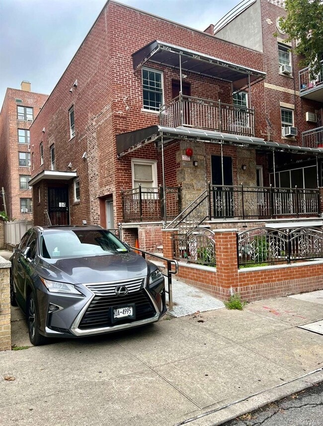 Building Photo - 34-26 75th St Rental