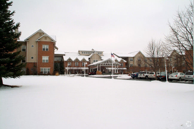 Town Village Sterling Heights - Town Village Sterling Heights Apartments