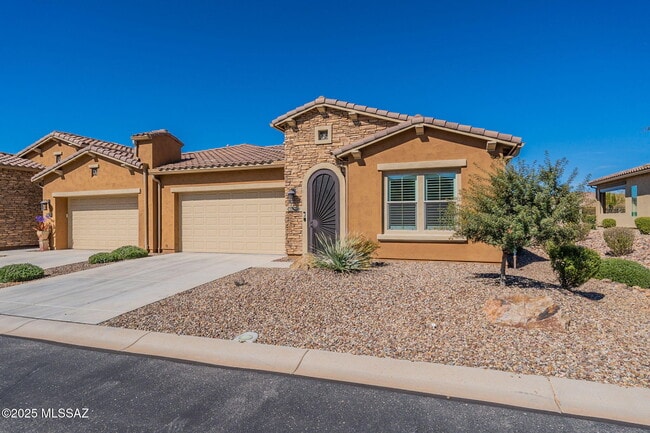 Building Photo - 39548 S Summerwood Dr