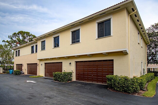 Photo - 2407 Venetian Way Townhome