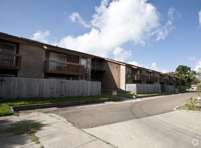 Building Photo - Coastal Haven Rental