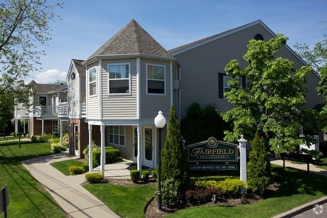 Building Photo - Fairfield Renaissance Rental