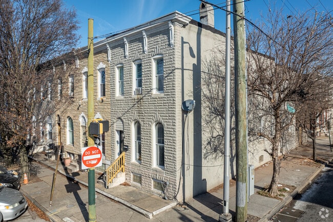 Building Photo - Lakewood Apartments