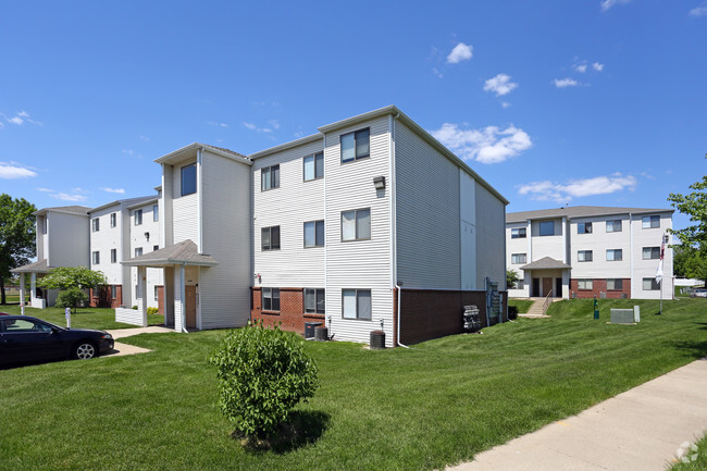 Building Photo - Edgewood Rental
