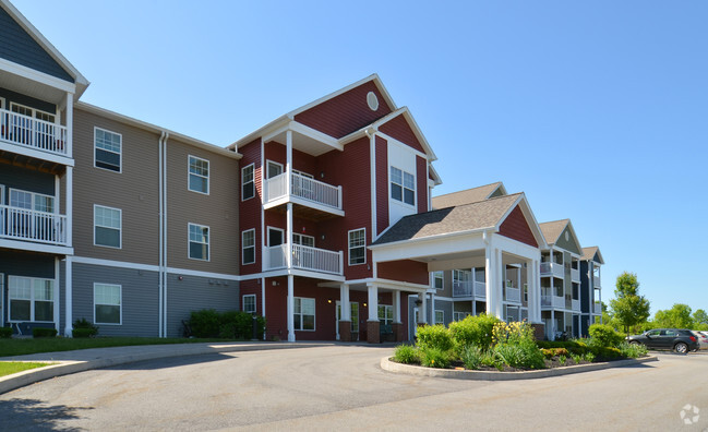 Building Photo - The Gardens Rental