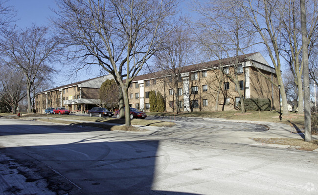 Bayview Manor - Bayview Manor Apartments