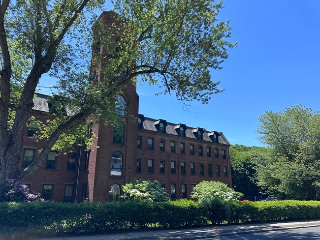 Building Photo - Florence Mill