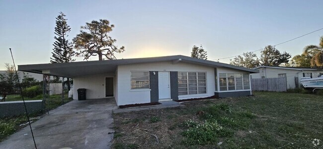 Building Photo - 1634 Banyan Dr Rental