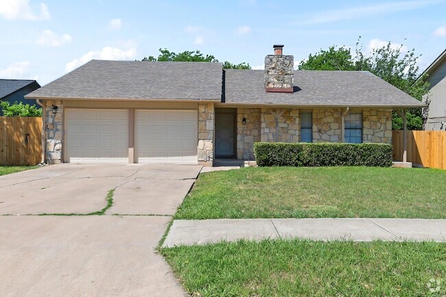 Building Photo - 802 Lawnmont Dr Rental
