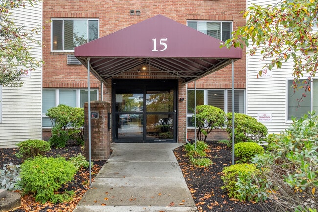 Sycamore Crest 55+ Senior Apartments - Spring Valley, NY | After55