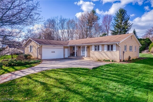 Photo - 33115 Ledge Hill Dr Rental