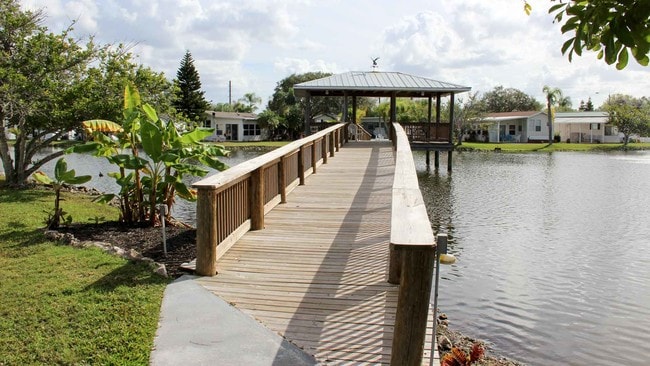 Photo - North Lake Estates Apartments