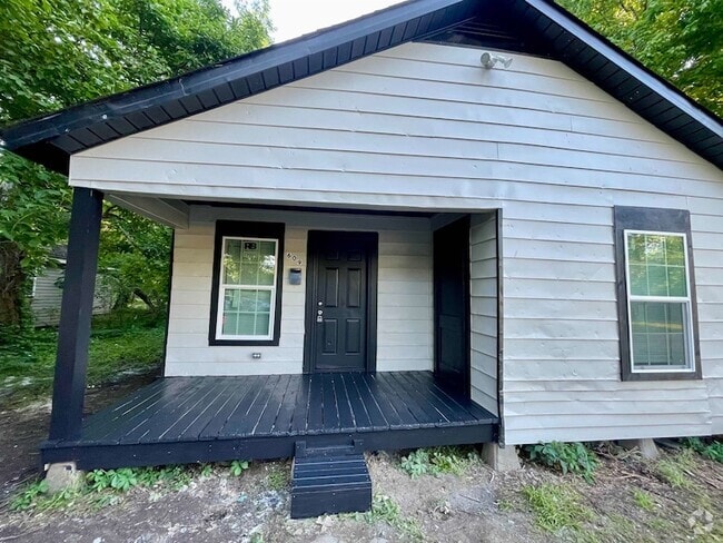 Building Photo - 609 S Lilly St Rental