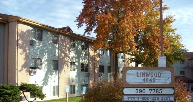 Building Photo - Linwood Apartments