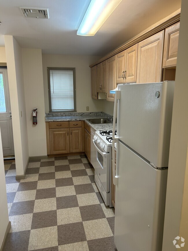 Kitchen - 2205 Mayor Mitchell Court Rental