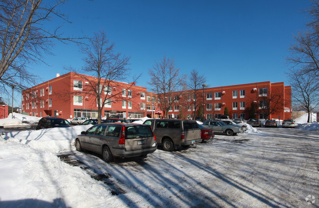 Primary Photo - South Shore Park Apartments