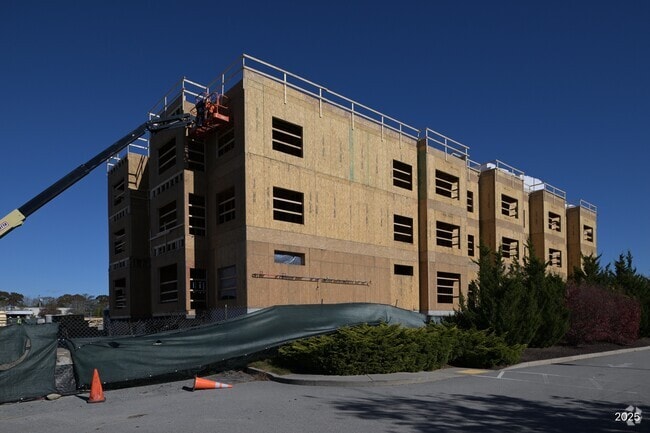 Building Photo - Delano