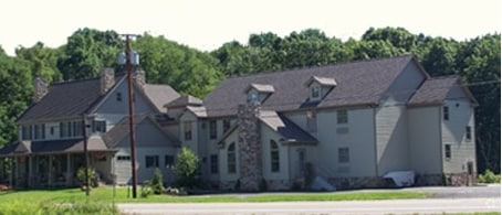 Primary Photo - Carriage Court Rental