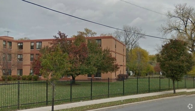 Primary Photo - Greencastle of Morgan Park Rental
