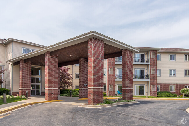 Front Entrance - Prairie Ridge Senior Rental