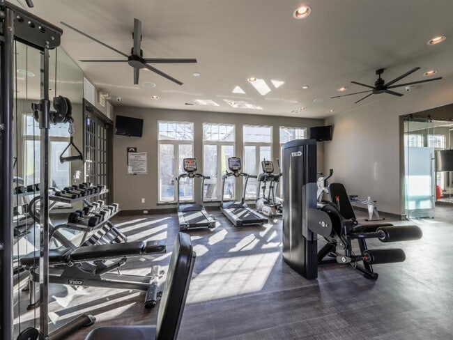 Photo - Marquis Castle Pines Apartments