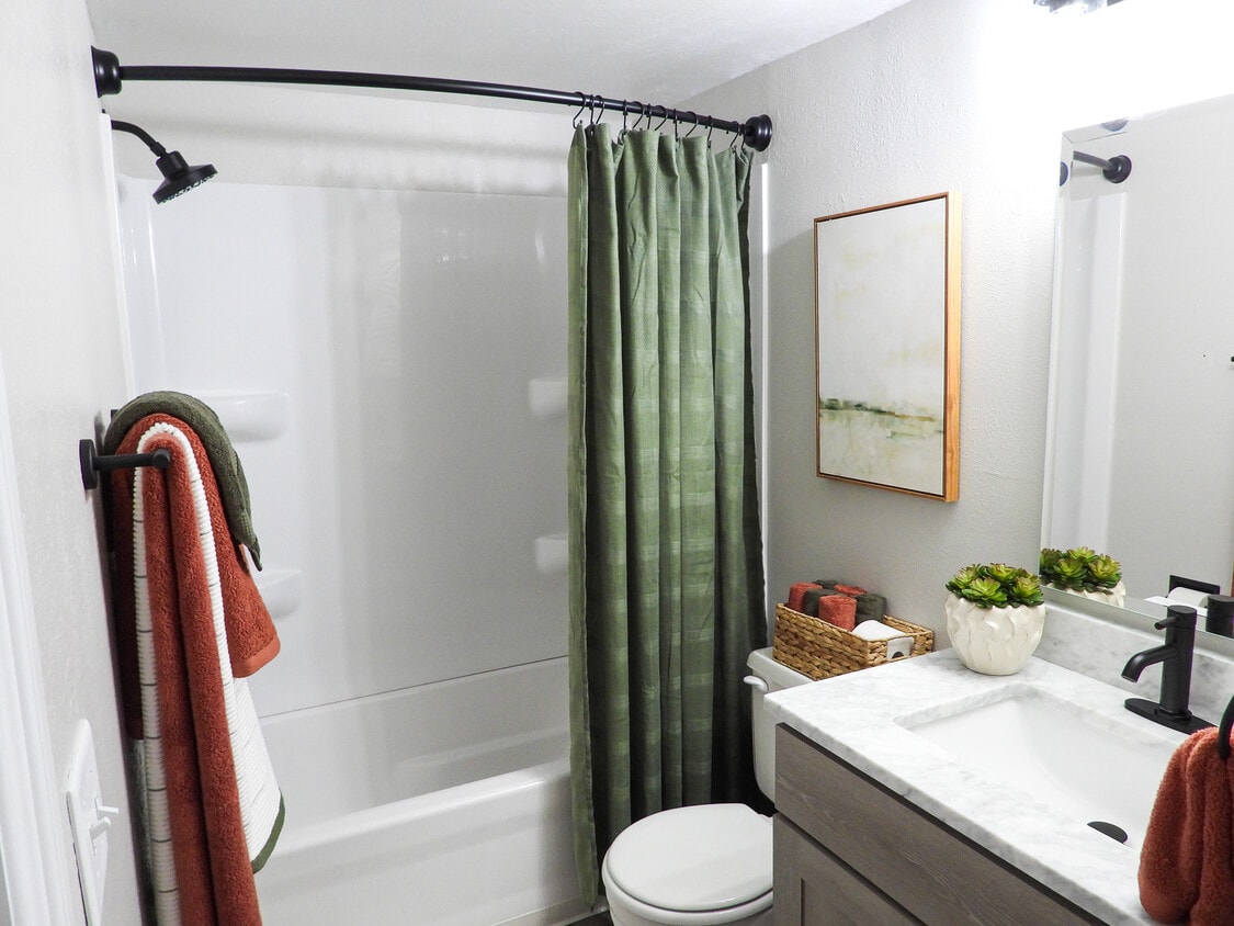 Floor Plan - Renovated B One Bedroom