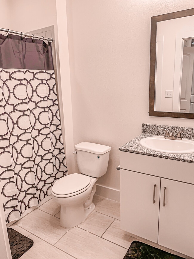 Avanti Legacy Valor Heights SENIOR LIVING Apartments McAllen, Texas