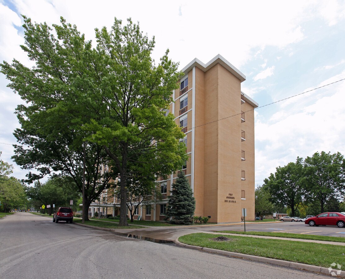First Apartments Topeka, Kansas 0 unit available After55