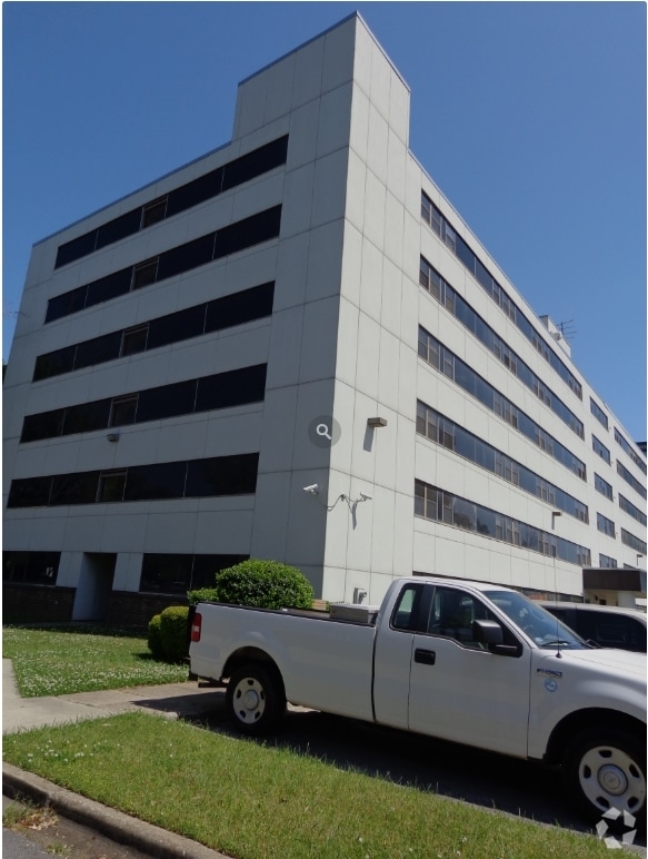 Building Photo - Freedom Manor Rental