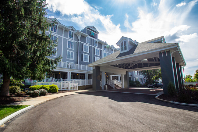 Tapestry Senior Living Moon Township - Tapestry Senior Living Moon Township Apartments