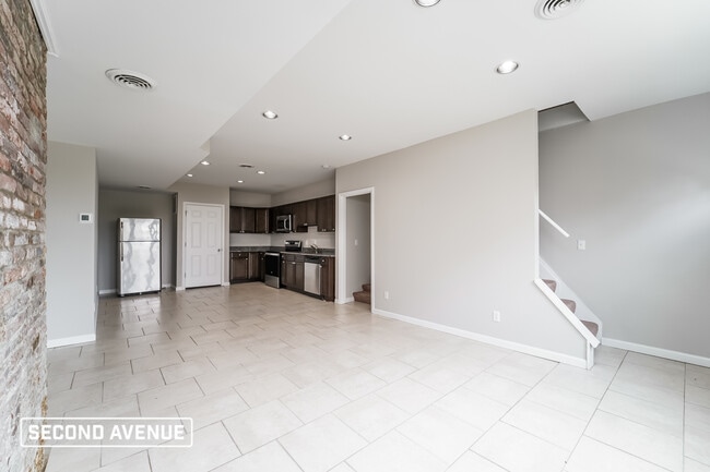 Building Photo - 1800 St Patrick St Rental