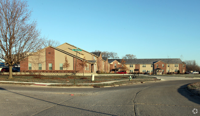 Primary Photo - Pennwood Place Apartments