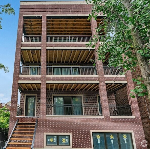 Building Photo - 1235 N Greenview Ave Rental