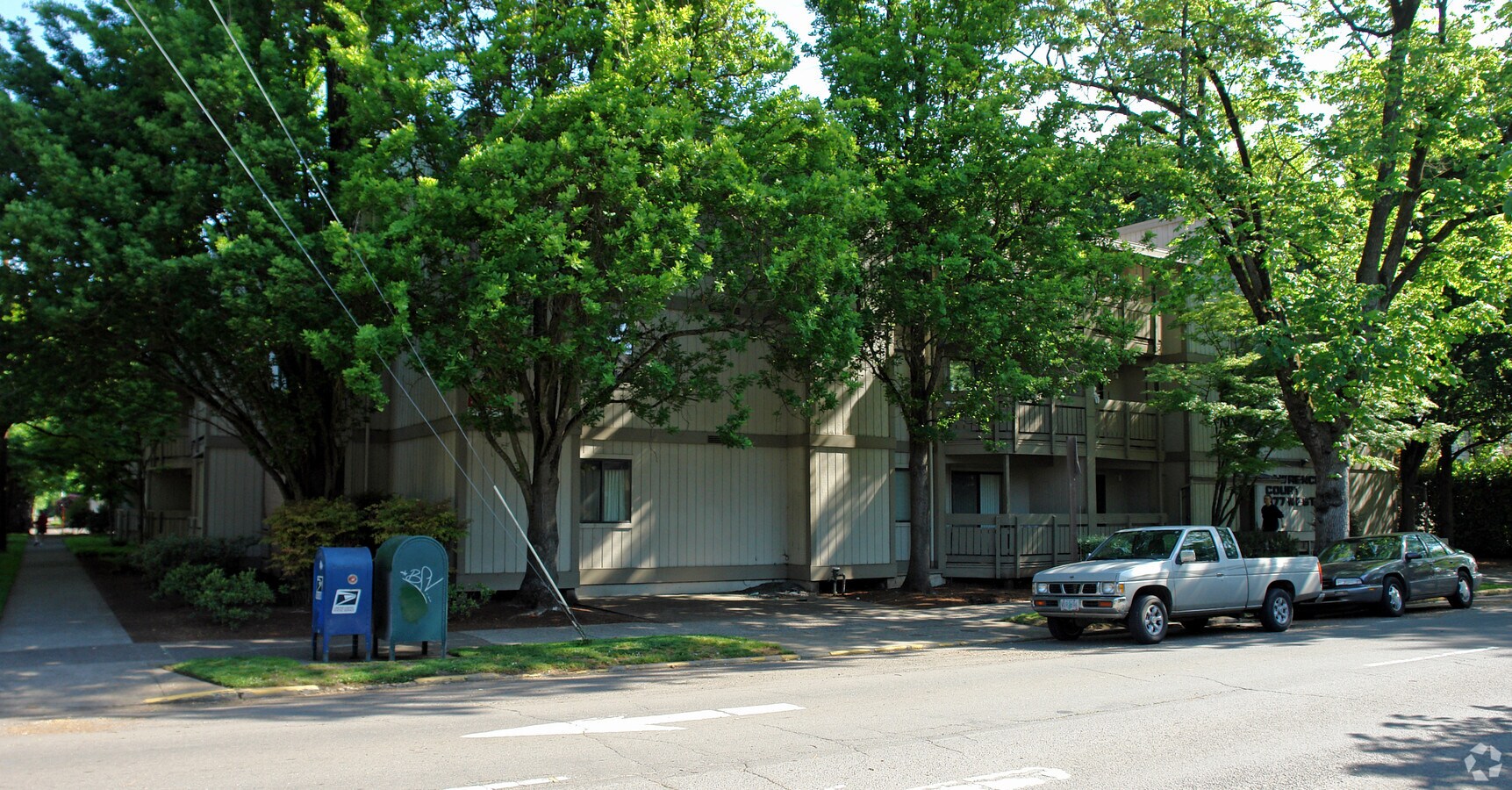 Lawrence Court Apartments Eugene, Oregon 0 unit available After55