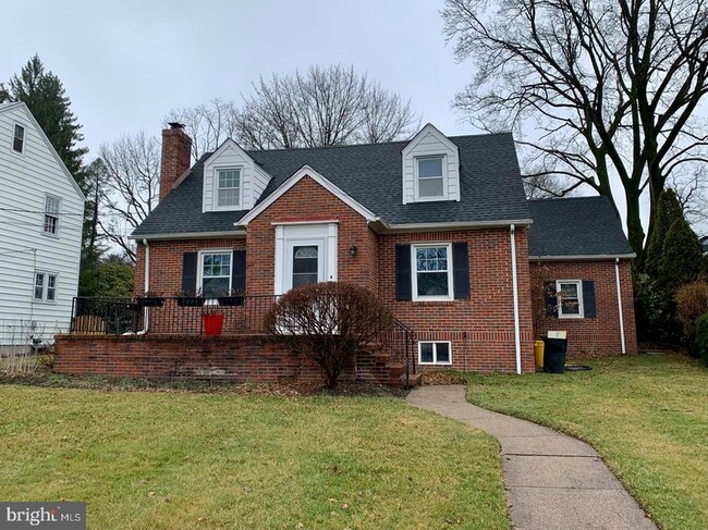 Photo - 30 Upper Ferry Rd Rental