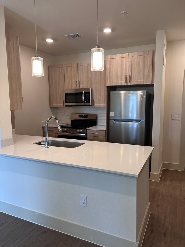Building Photo - The Laurel at Blackhawk Rental