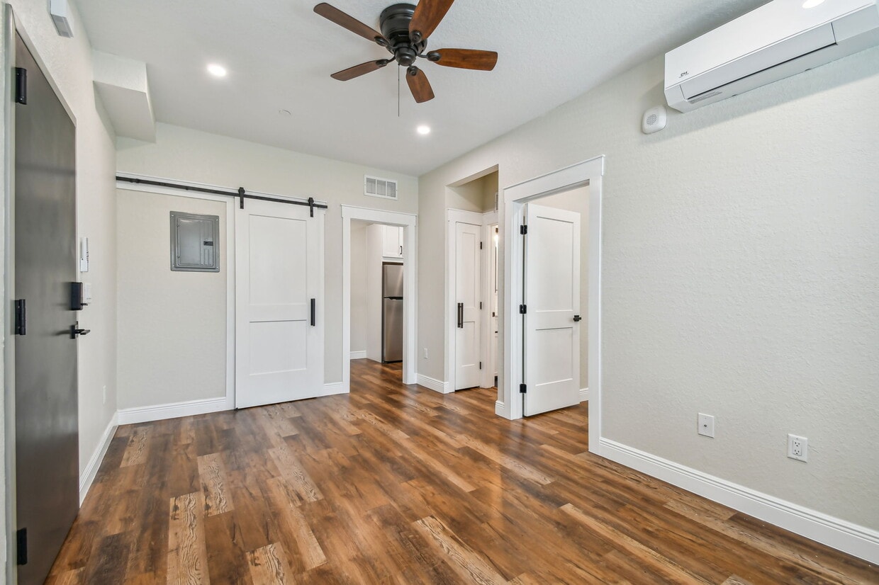 Floor Plan - 1 Bed/1 Bath 