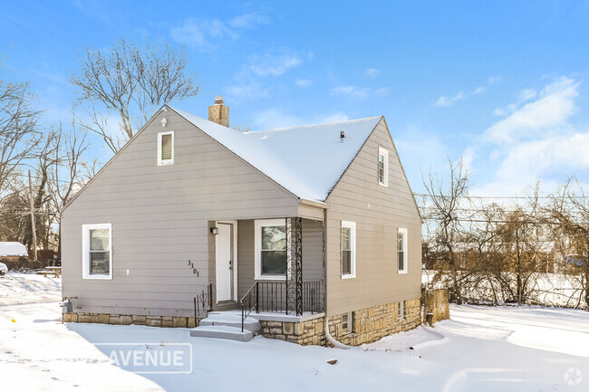 Building Photo - 3301 Delavan Ave Rental