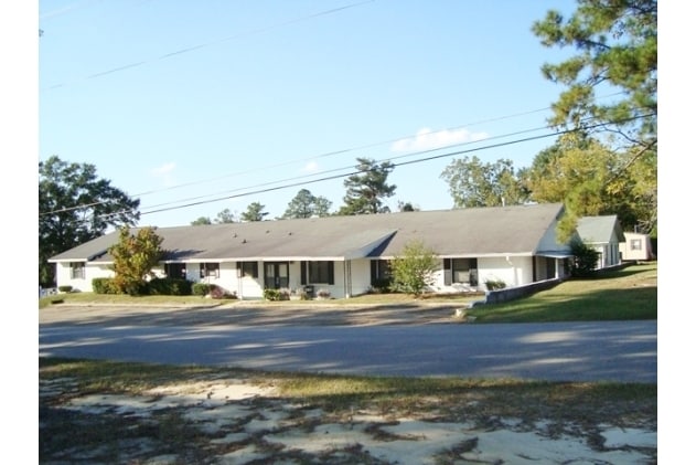 Primary Photo - 601 Henderson St Rental