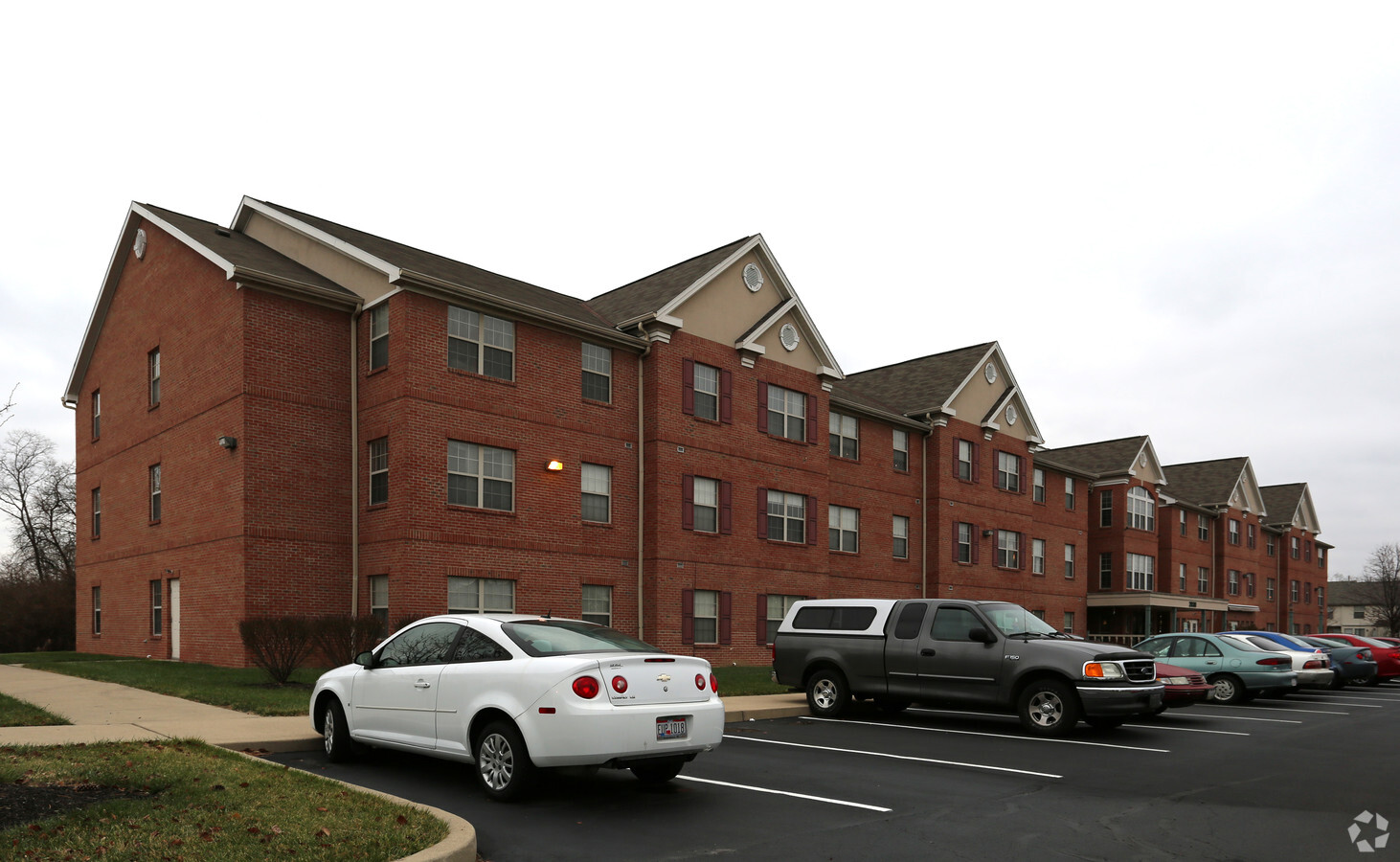 Photo - Mayfield Village Apartments