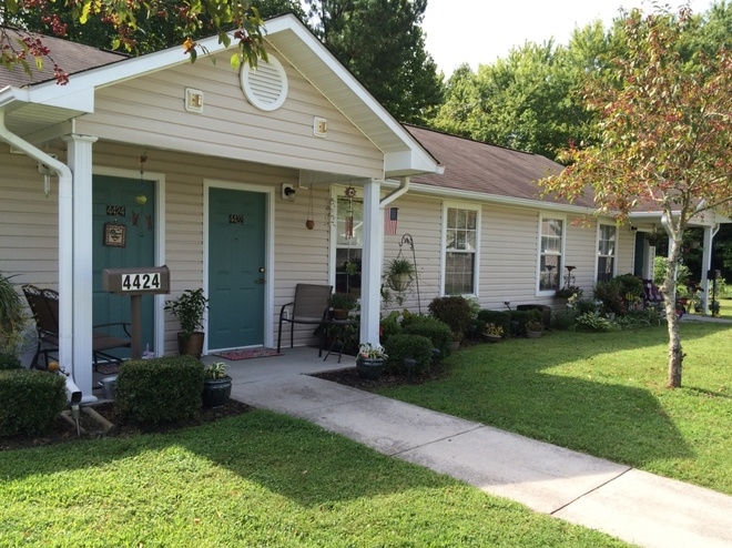 Maud Booth Gardens - Maud Booth Gardens Apartments