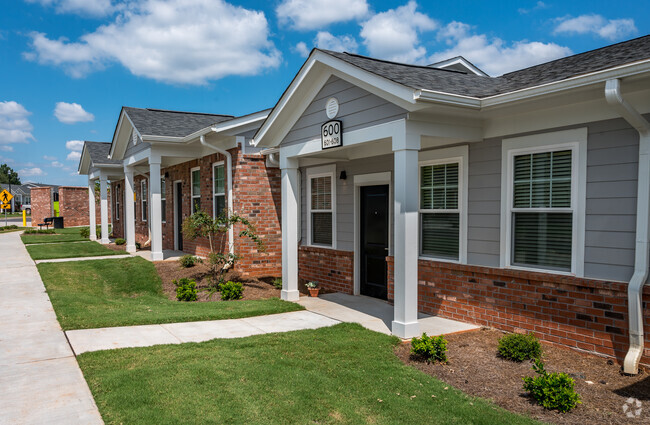 Similar Property Photo - The Cottages at Baynes Creek Rental