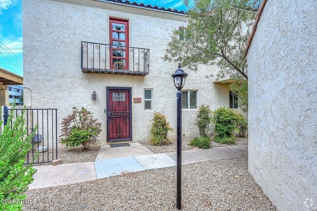 Building Photo - 4812 N 73rd St Rental