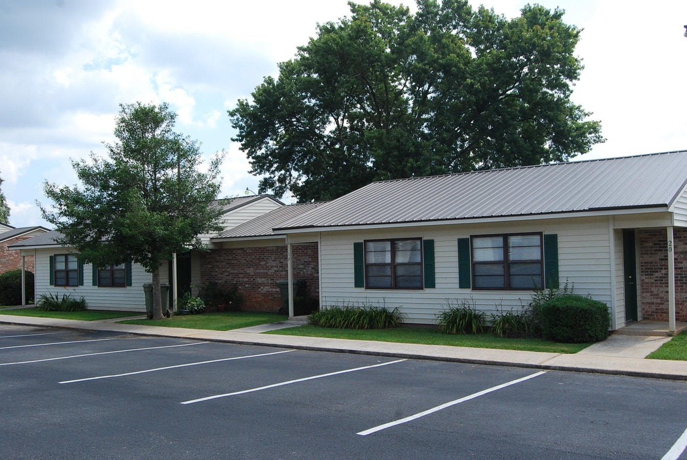 Parkview Apartments Lineville, Alabama 1 unit available After55