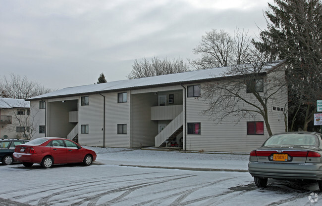 Building Photo - Riley View Community Apartments