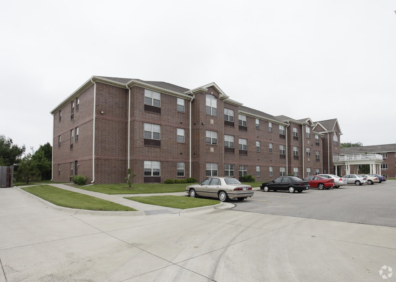 AHEPA 192III Apartments Ankeny, Iowa 0 unit available After55