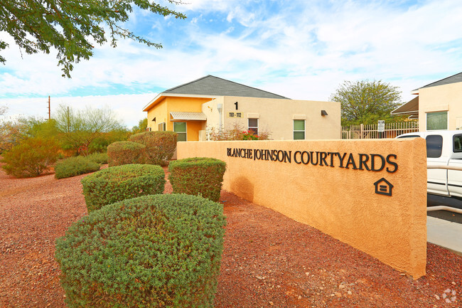 Blanche Johnson Courtyards - Blanche Johnson Courtyards Apartments