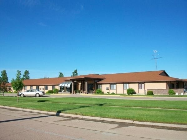 Building Photo - Courtyard Apartments