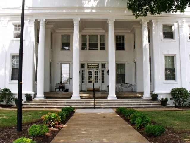 Building Photo - Elora Gardens Lynchburg Rental